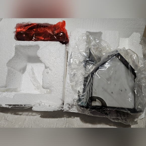 Church Tiffany Style Stained Glass Lamp - Picture 11 of 12